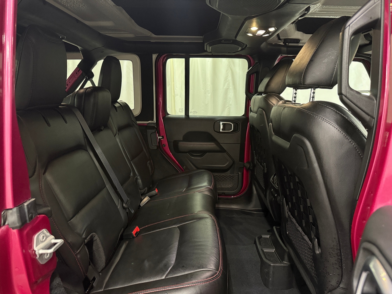 Thumbnail: 2022 Jeep Wrangler - 6