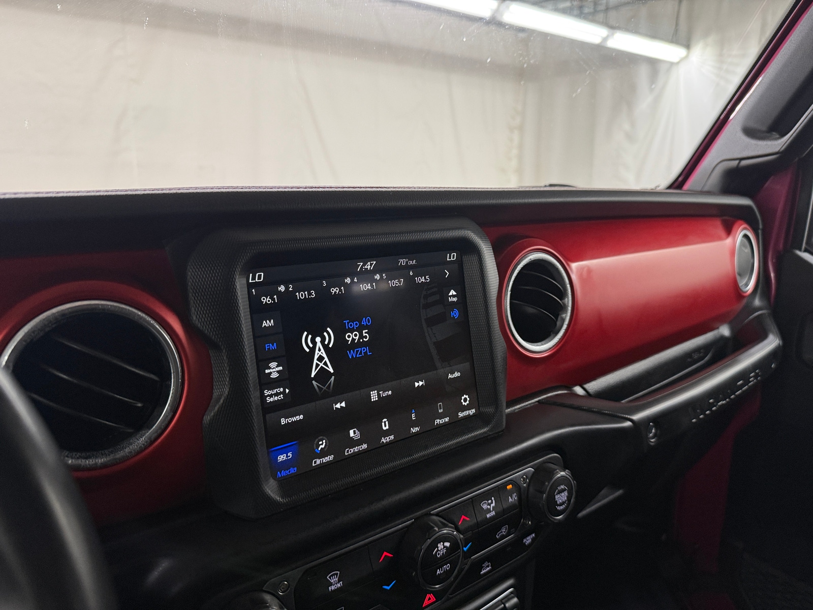 Thumbnail: 2022 Jeep Wrangler - 4
