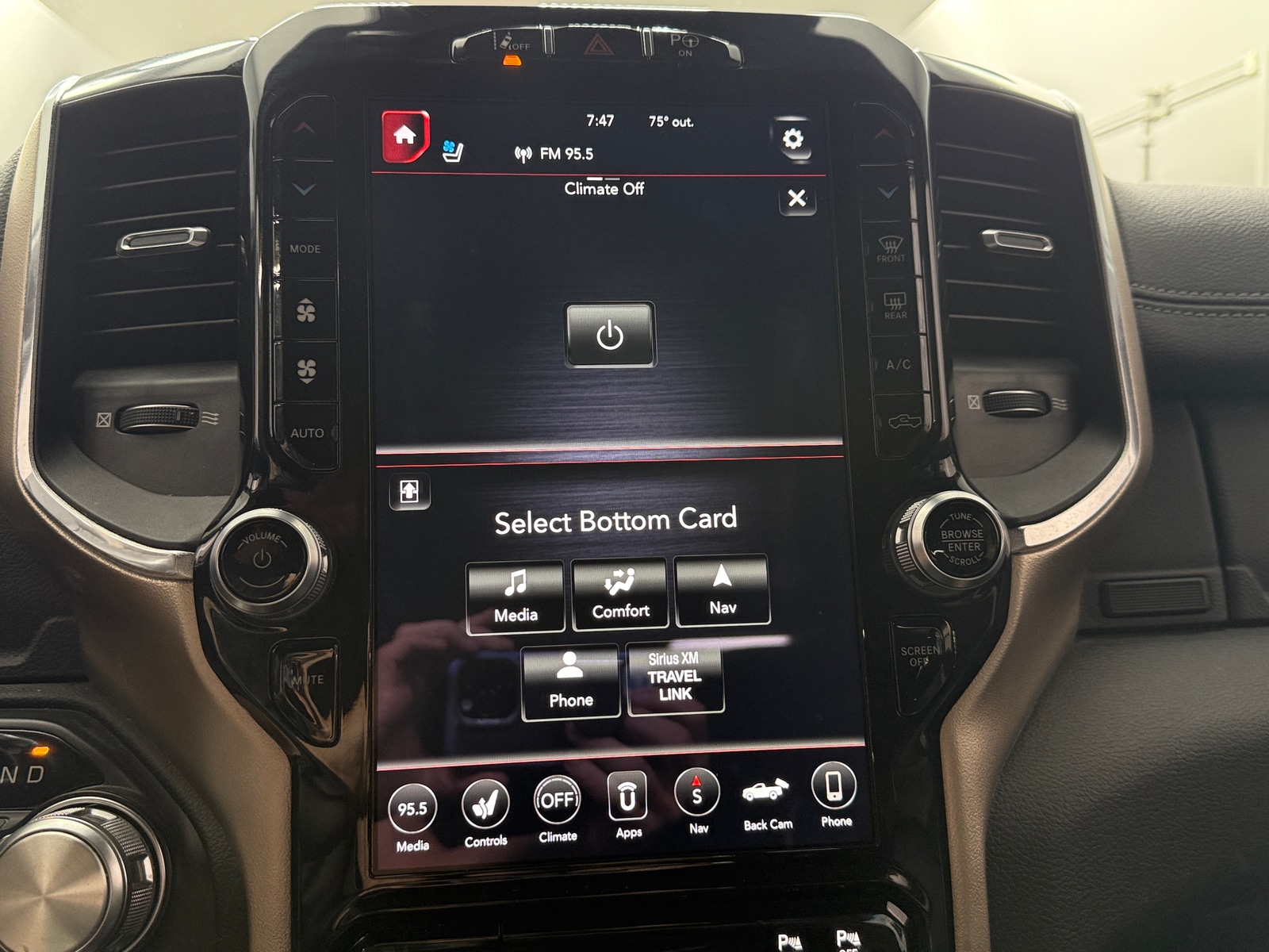 Thumbnail: 2019 RAM 1500 - 3