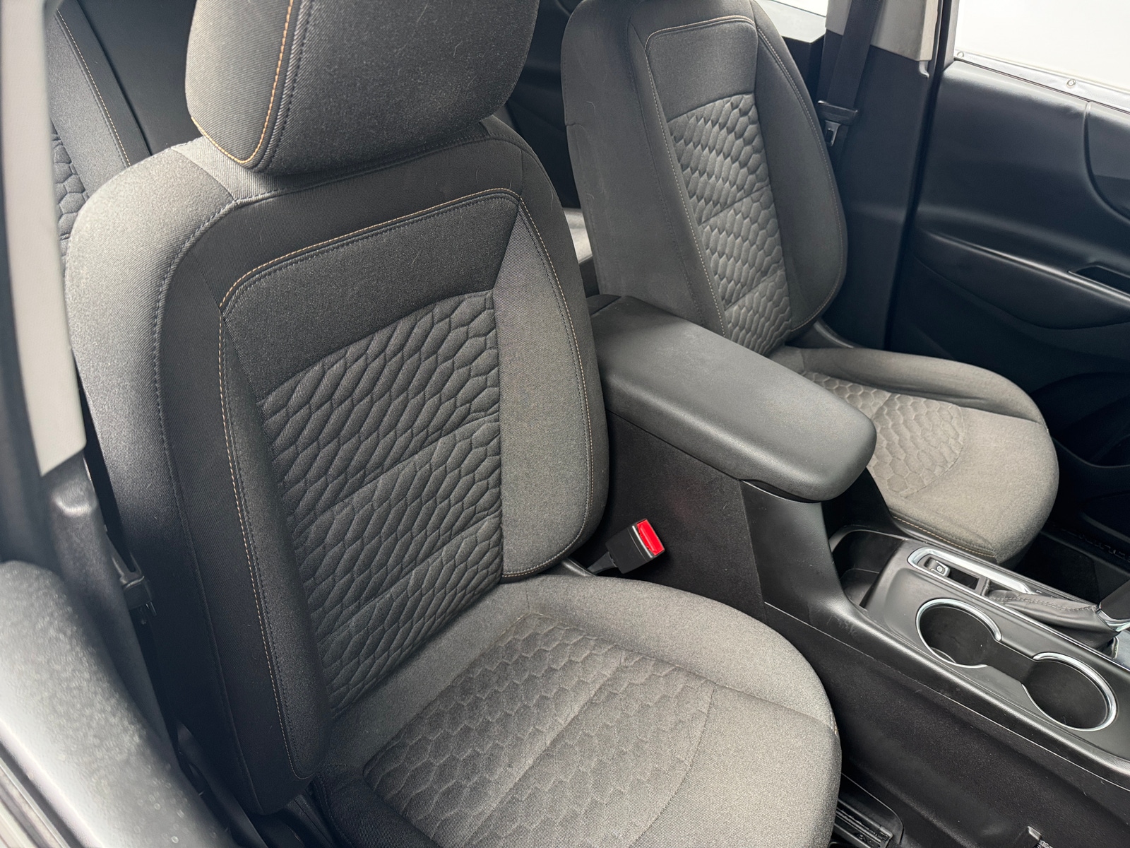 Thumbnail: 2018 Chevrolet Equinox - 2