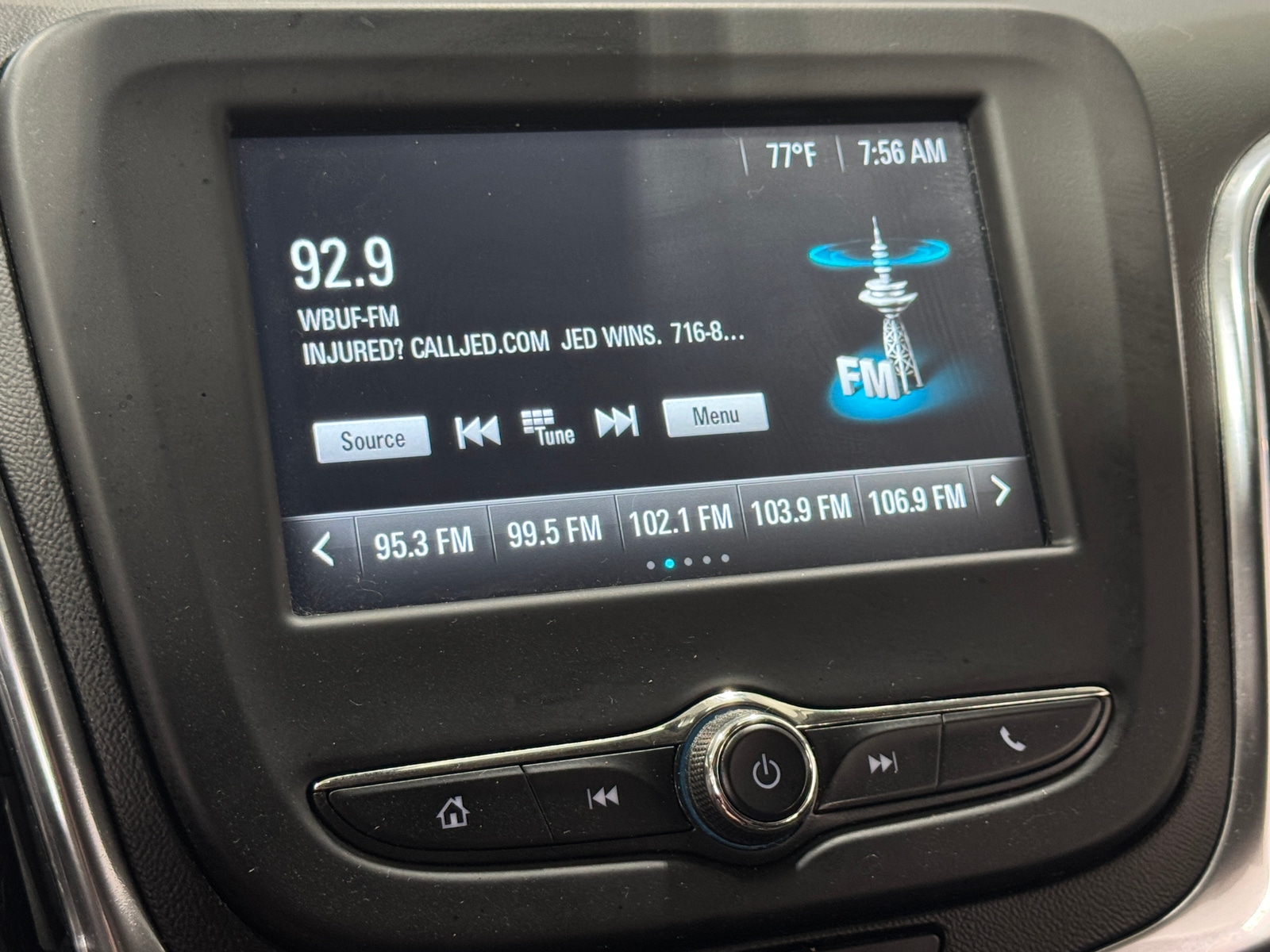 Thumbnail: 2018 Chevrolet Equinox - 4
