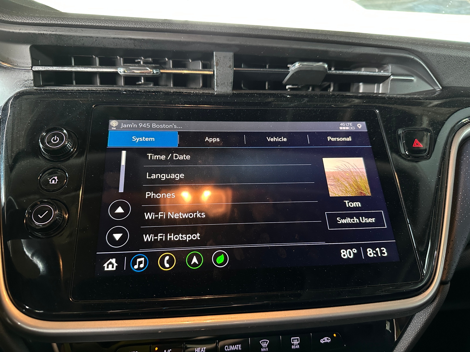 Thumbnail: 2022 Chevrolet Bolt EUV - 3