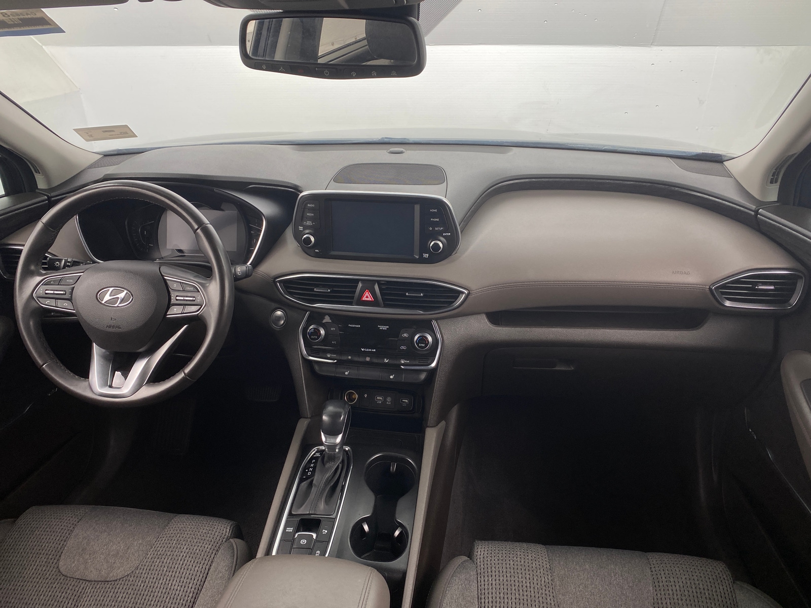 Thumbnail: 2020 Hyundai Santa Fe - 3