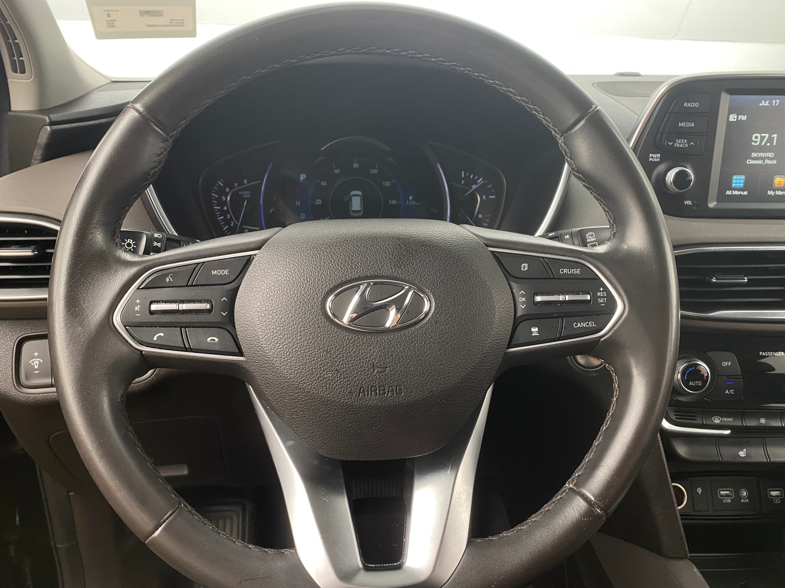 Thumbnail: 2020 Hyundai Santa Fe - 5