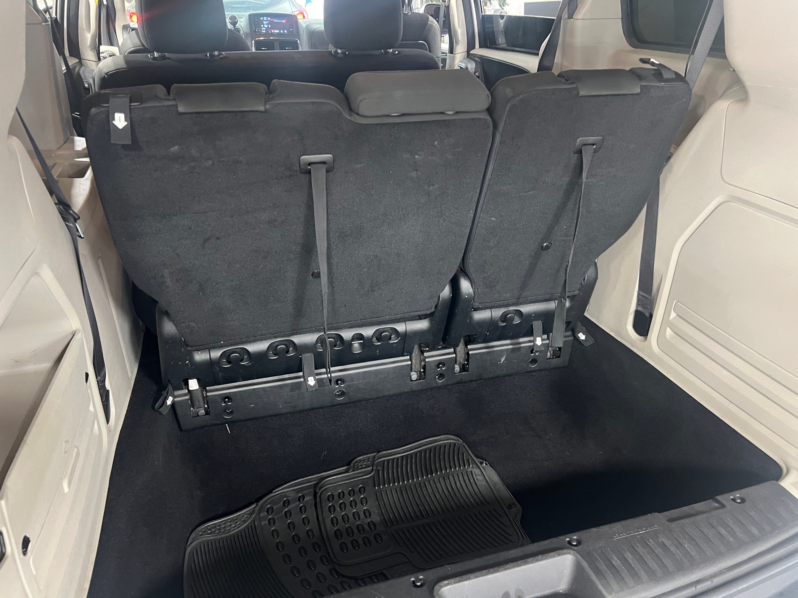 Thumbnail: 2019 Dodge Grand Caravan - 7