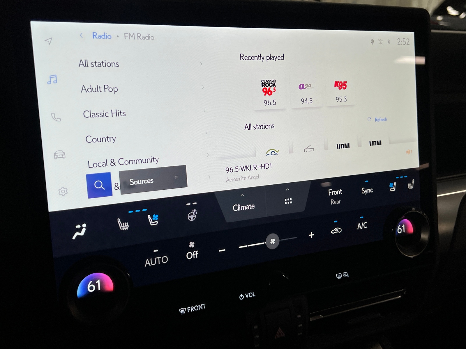 Thumbnail: 2024 Lexus GX - 3