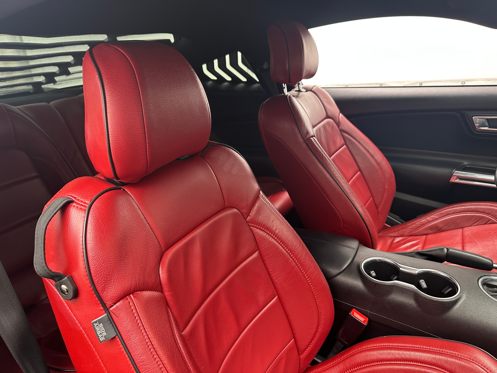 Thumbnail: 2019 Ford Mustang - 2