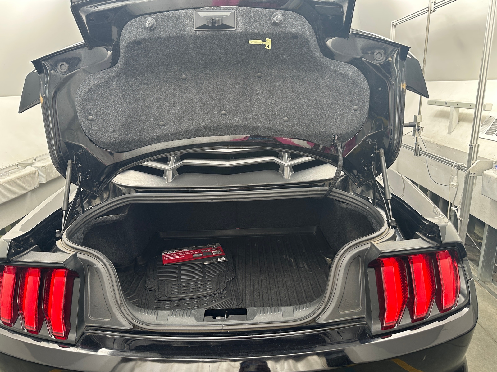 Thumbnail: 2019 Ford Mustang - 5