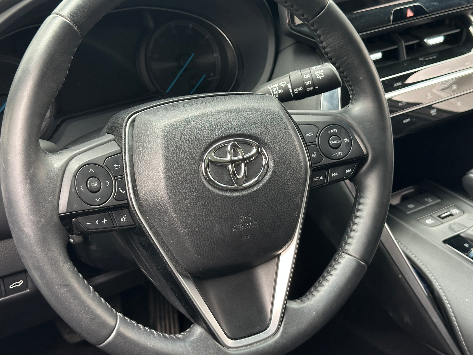 Thumbnail: 2021 Toyota Venza - 4