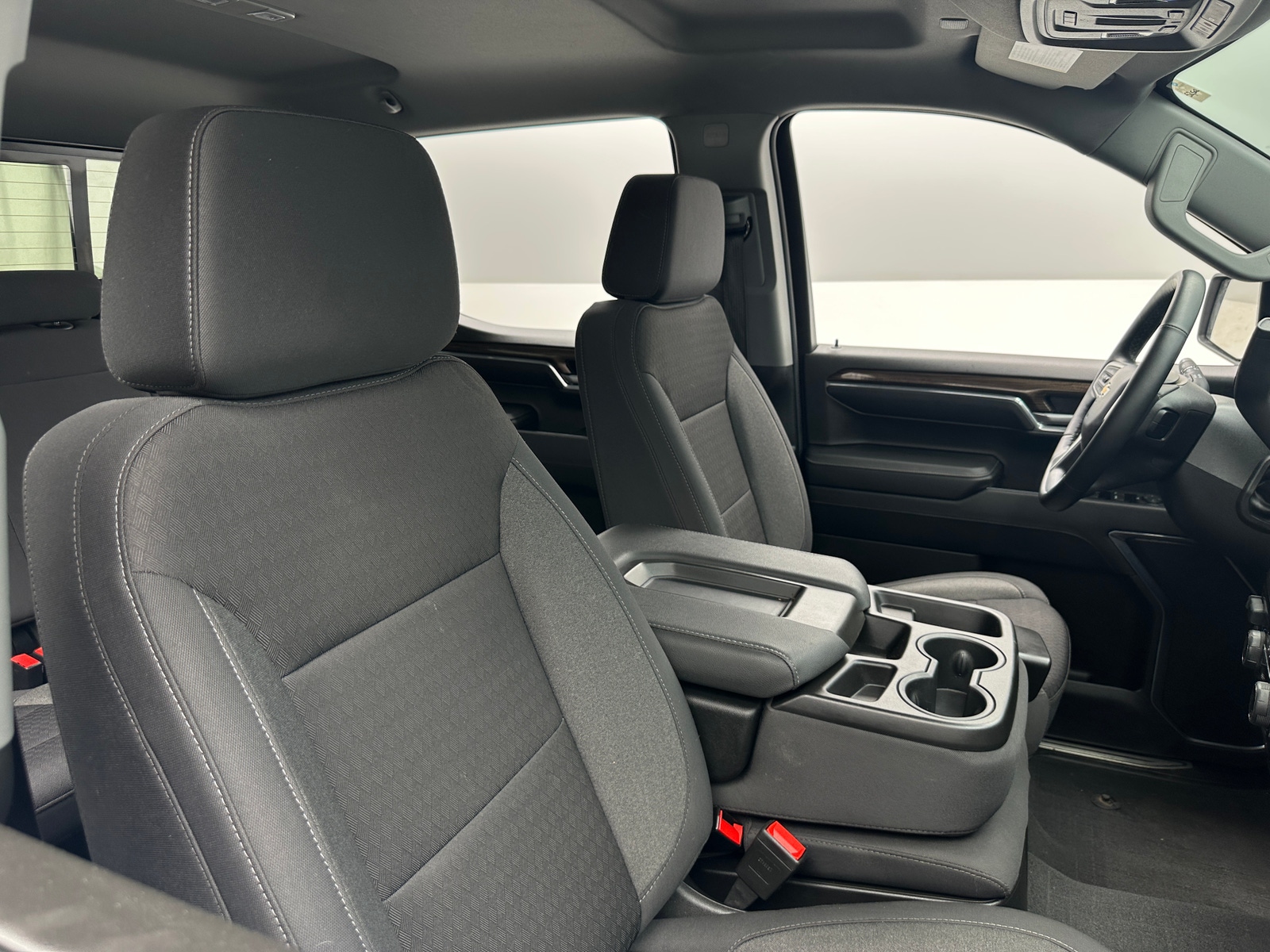 Thumbnail: 2024 Chevrolet Silverado 1500 - 2