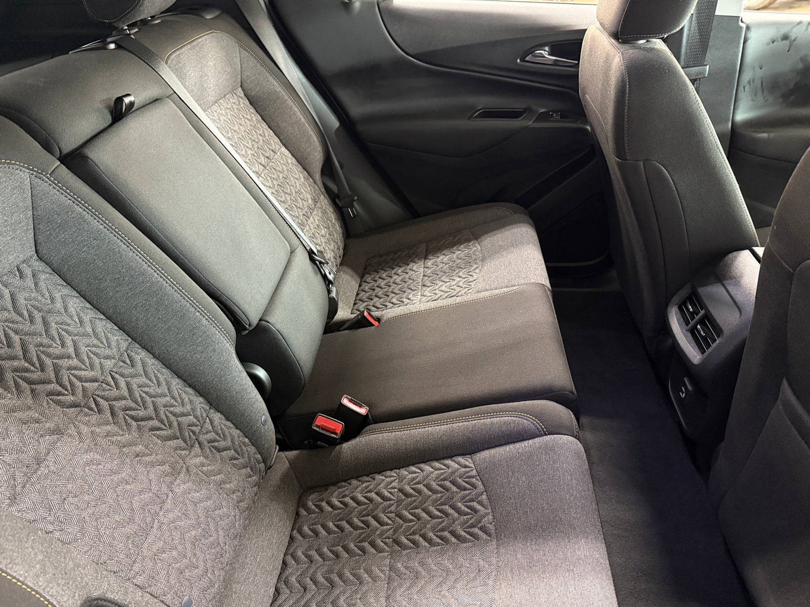 Thumbnail: 2023 Chevrolet Equinox - 6