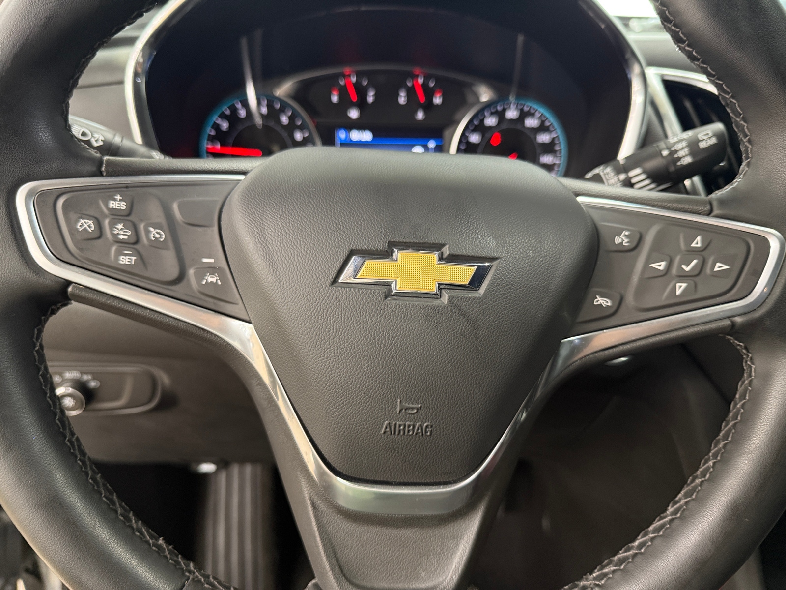 Thumbnail: 2023 Chevrolet Equinox - 5