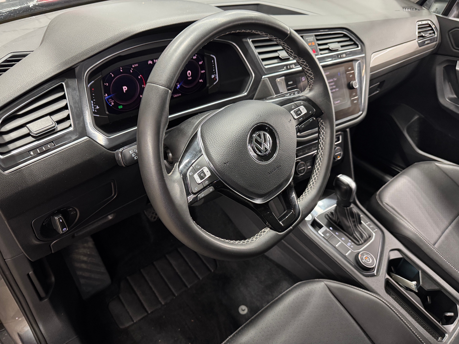 Thumbnail: 2021 Volkswagen Tiguan - 2