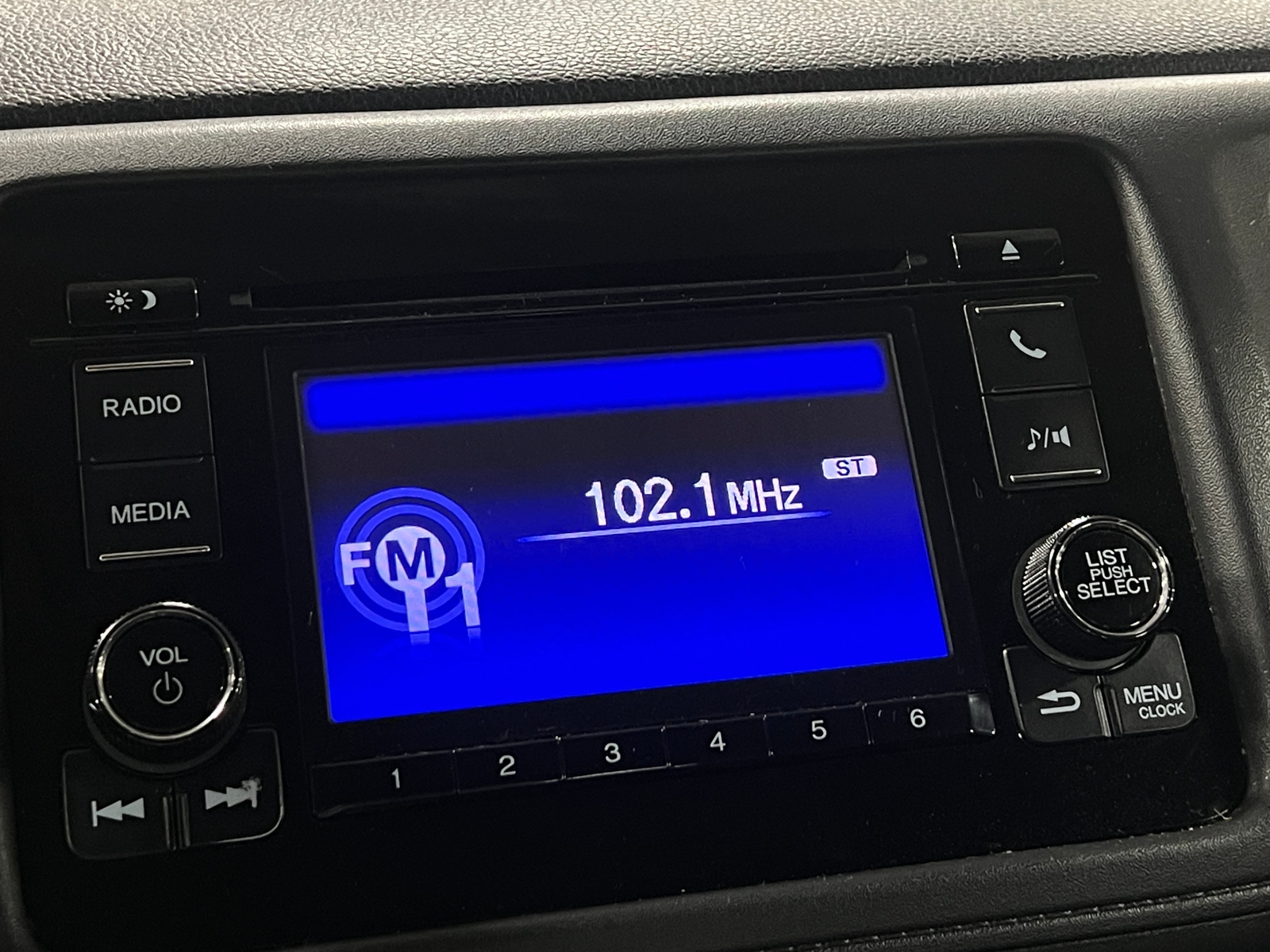 Thumbnail: 2021 Honda HR-V - 4