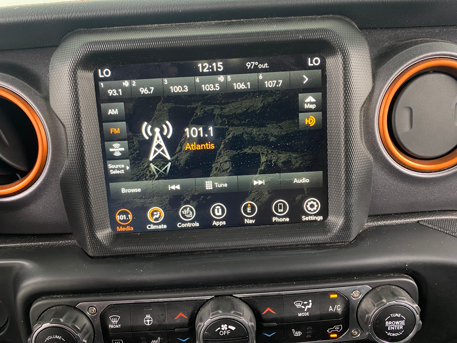 Thumbnail: 2022 Jeep Gladiator - 4