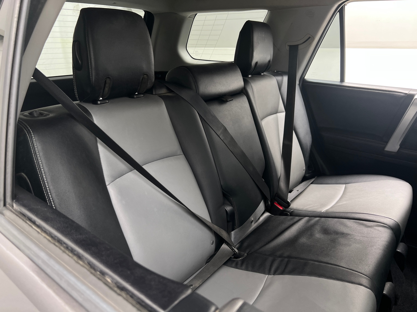 Thumbnail: 2016 Toyota 4Runner - 5