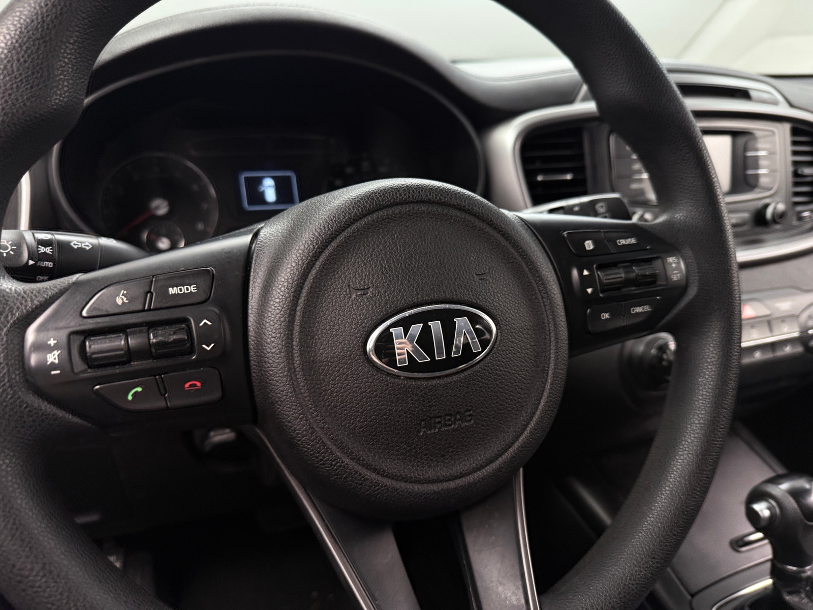 Thumbnail: 2016 Kia Sorento - 5