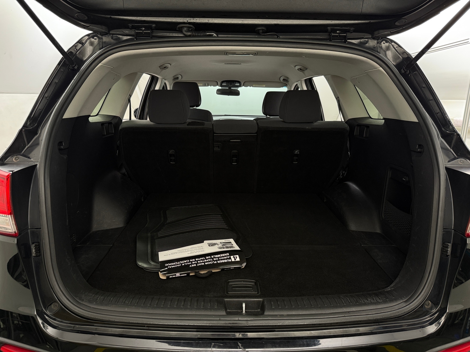 Thumbnail: 2016 Kia Sorento - 7