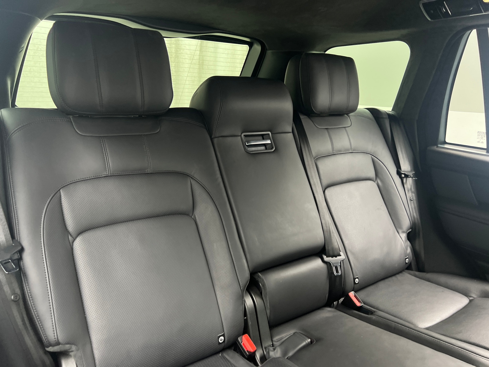 Thumbnail: 2021 Land Rover Range Rover - 5