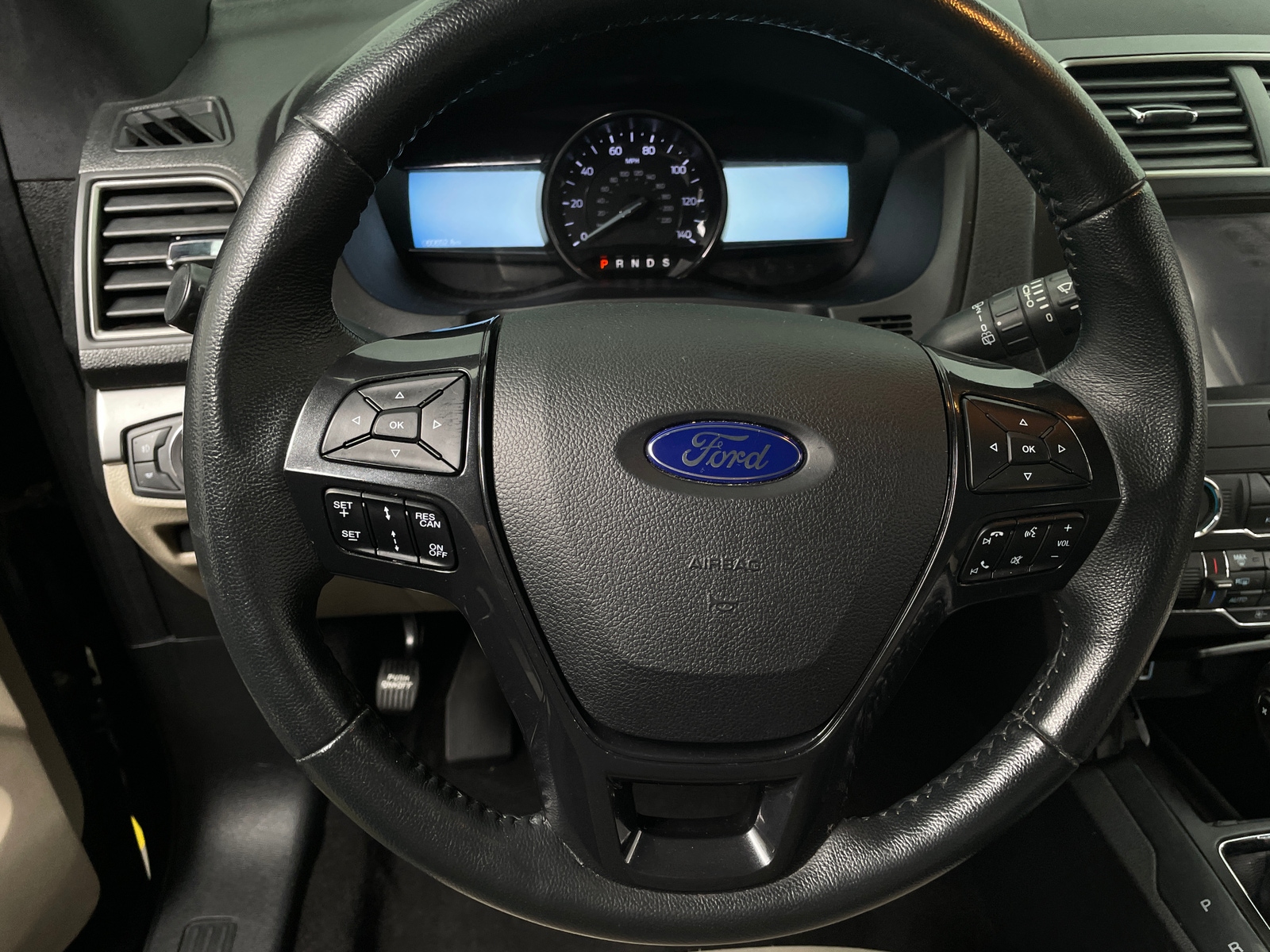 Thumbnail: 2019 Ford Explorer - 5