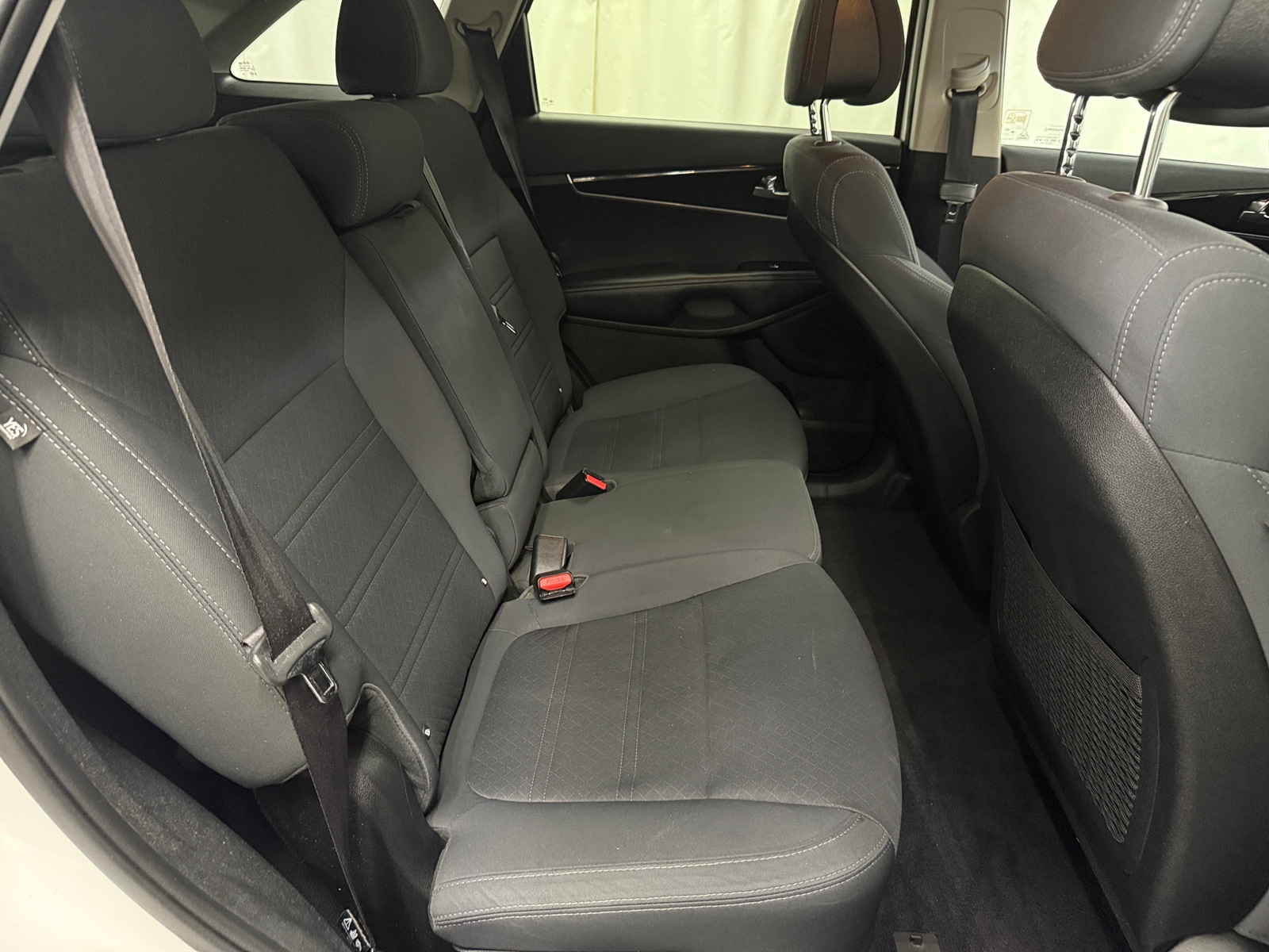 Thumbnail: 2016 Kia Sorento - 6