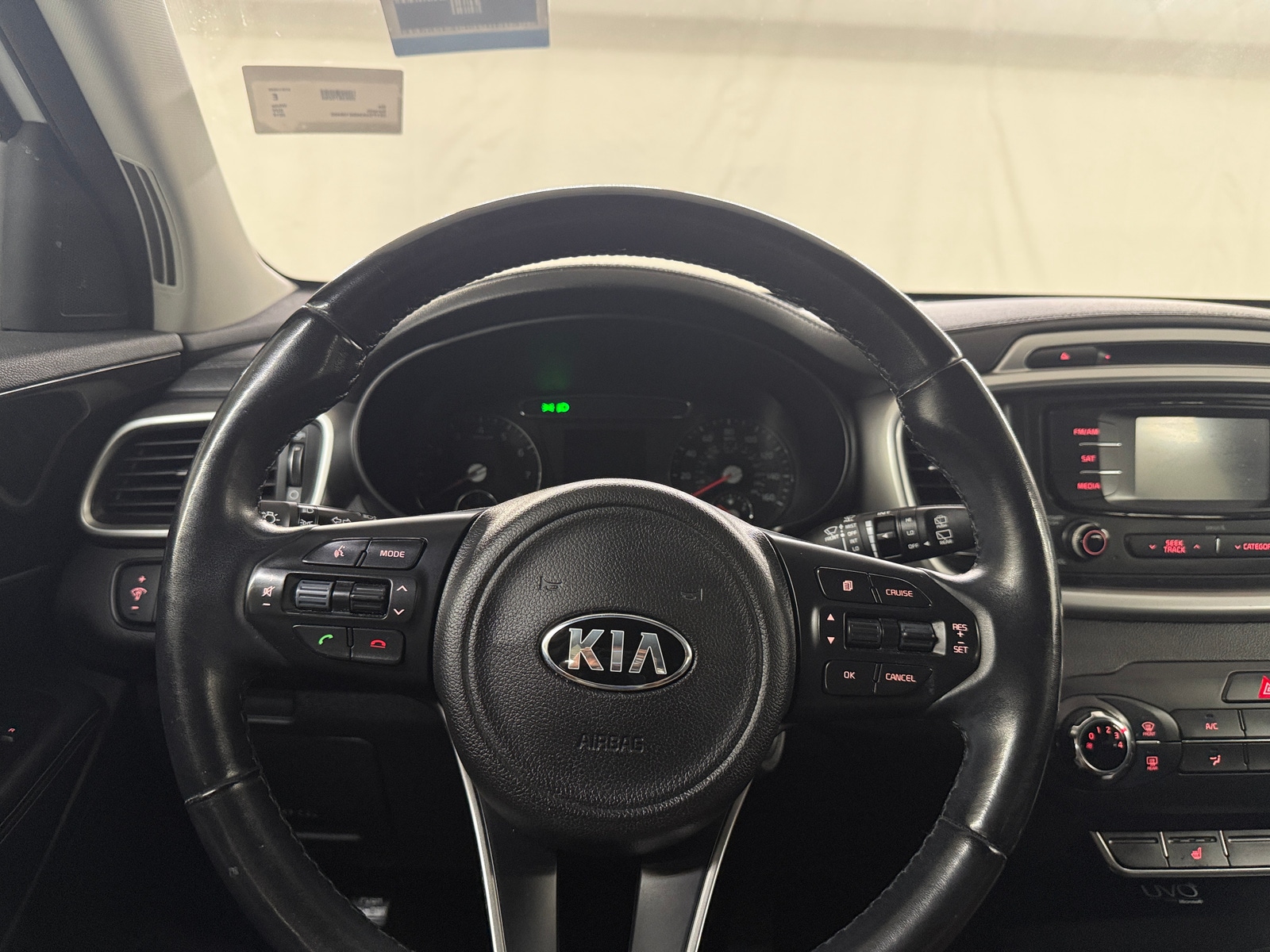 Thumbnail: 2016 Kia Sorento - 5