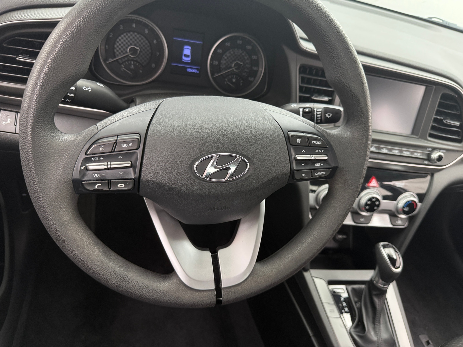 Thumbnail: 2019 Hyundai Elantra - 5