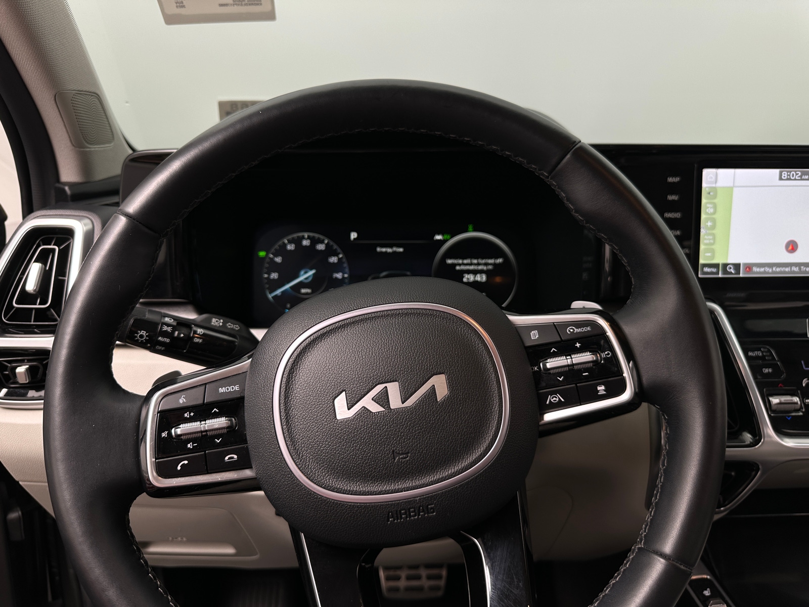 Thumbnail: 2023 Kia Sorento - 4