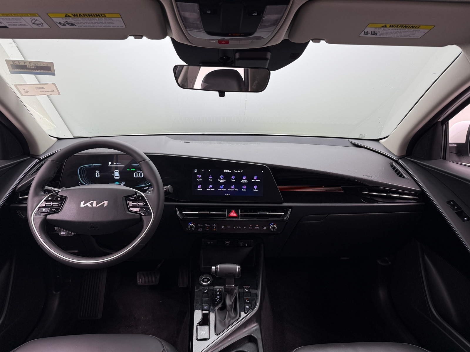 Thumbnail: 2024 Kia Niro - 3