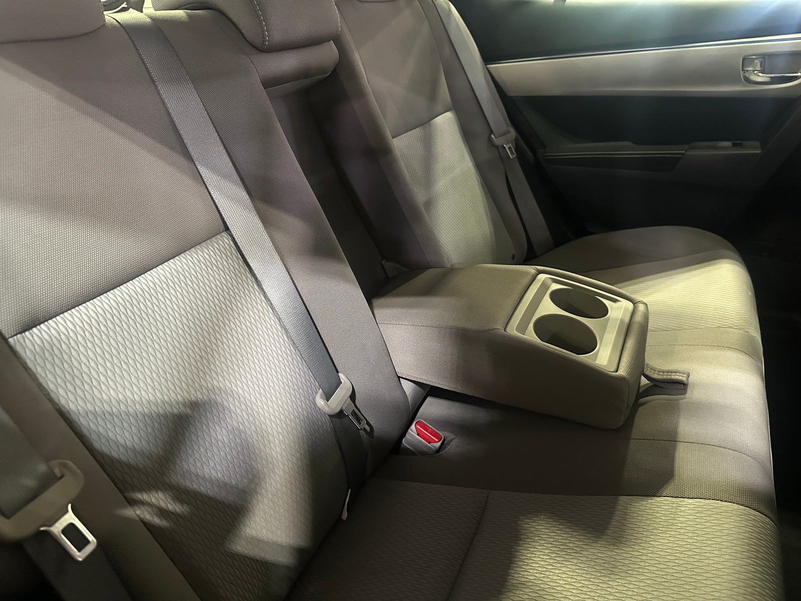 Thumbnail: 2016 Toyota Corolla - 6