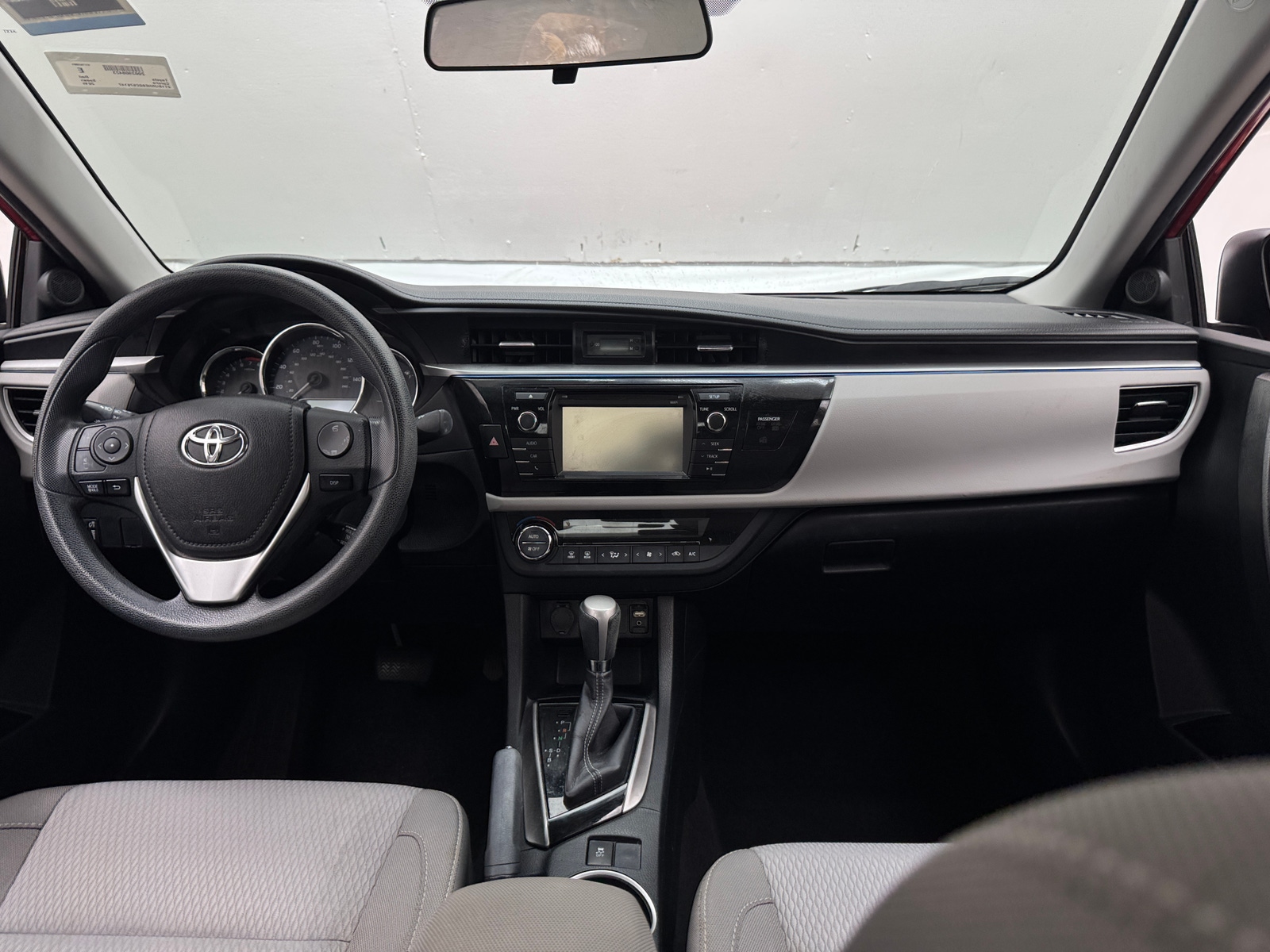 Thumbnail: 2016 Toyota Corolla - 3
