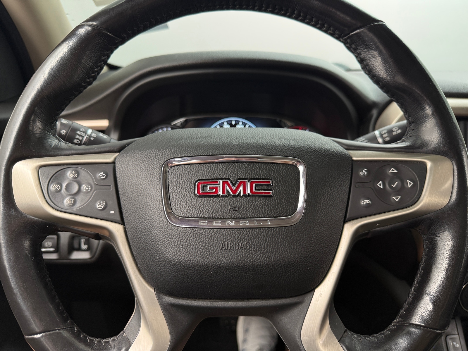 Thumbnail: 2019 GMC Acadia - 4
