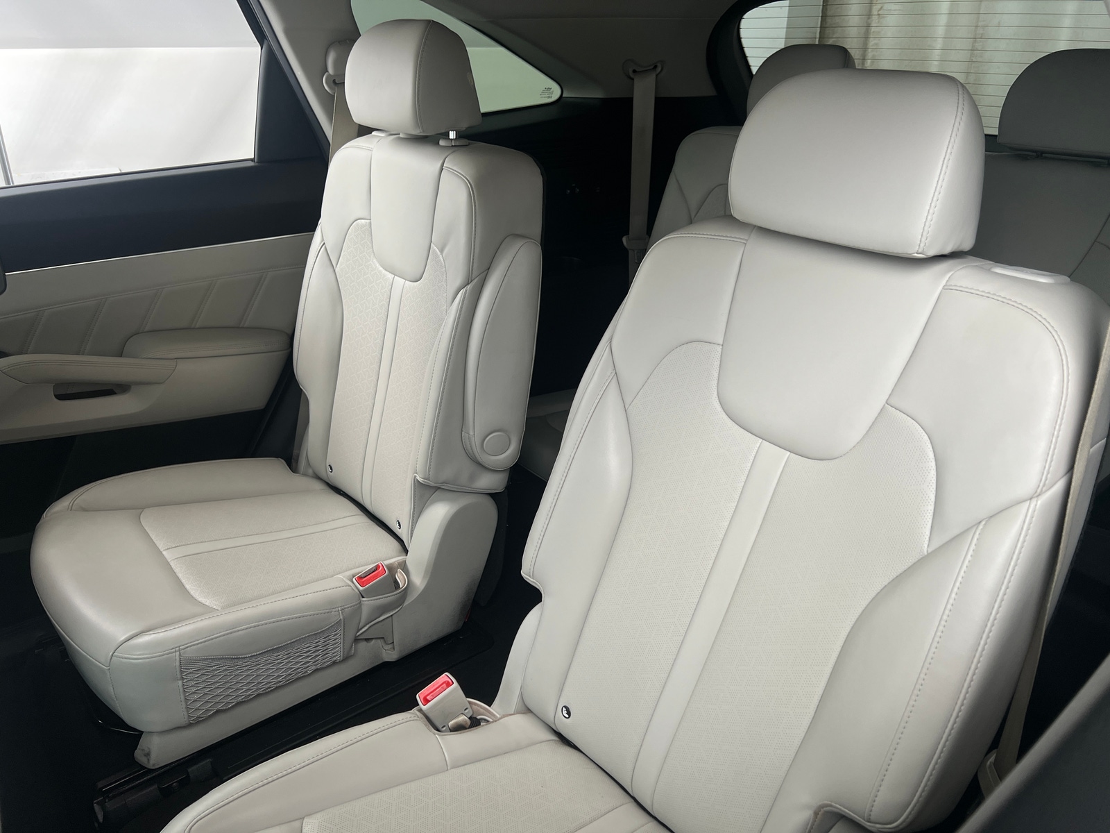 Thumbnail: 2022 Kia Sorento - 5