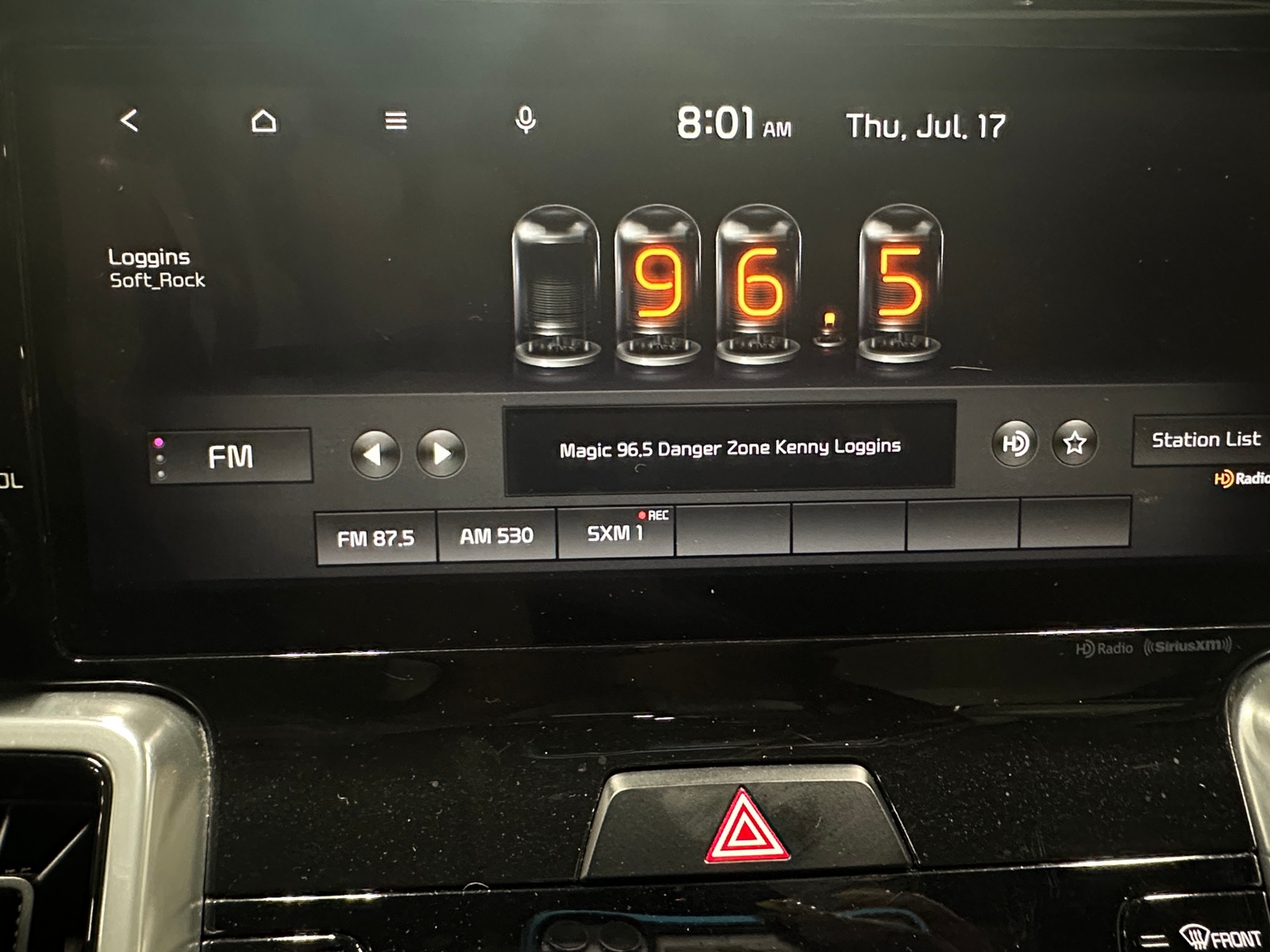 Thumbnail: 2022 Kia Sorento - 3