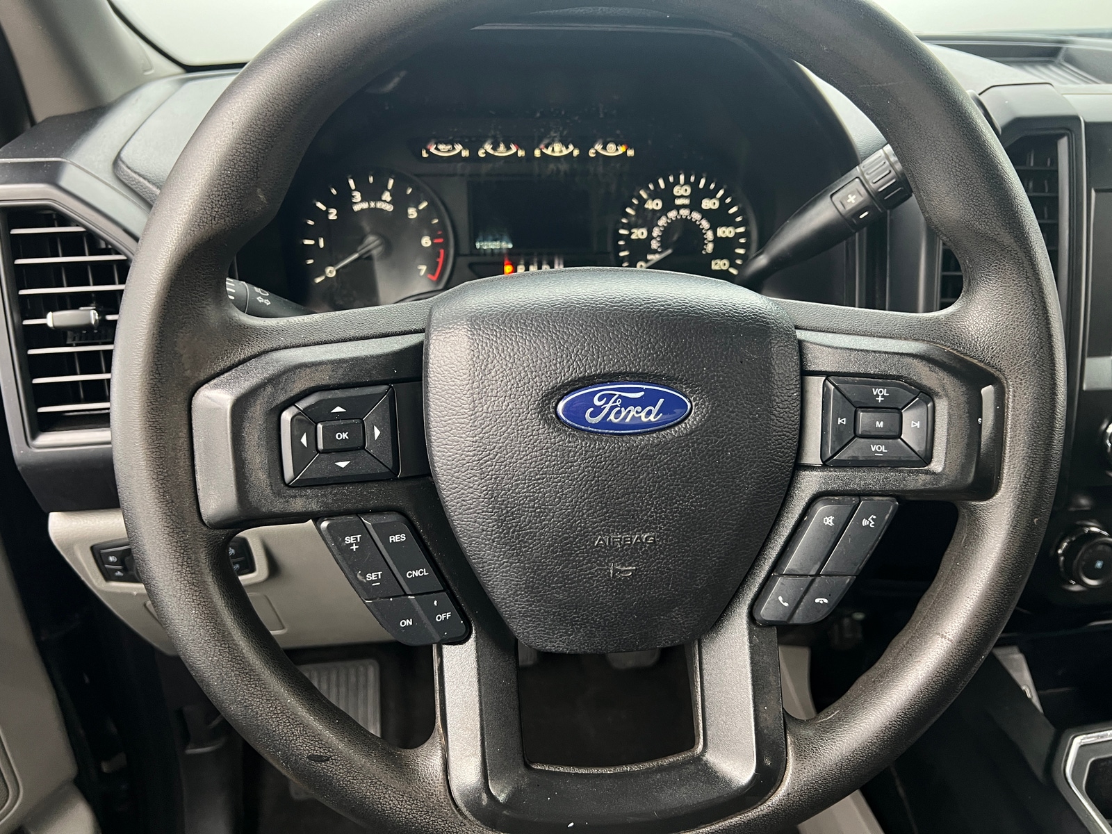 Thumbnail: 2020 Ford Econoline - 5