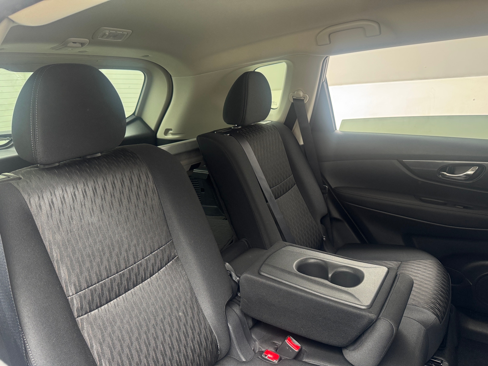 Thumbnail: 2018 Nissan Rogue - 6