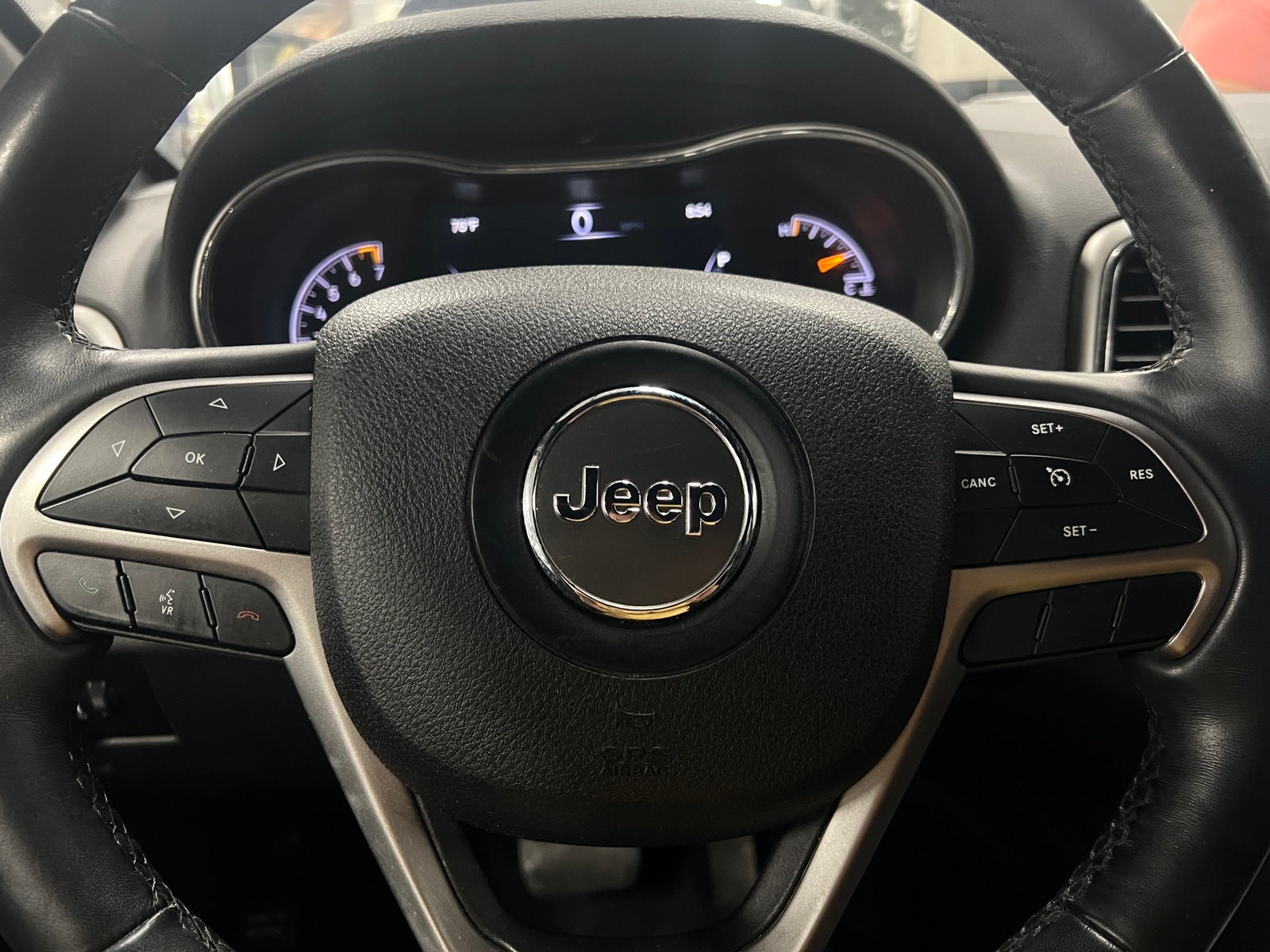 Thumbnail: 2018 Jeep Grand Cherokee - 4