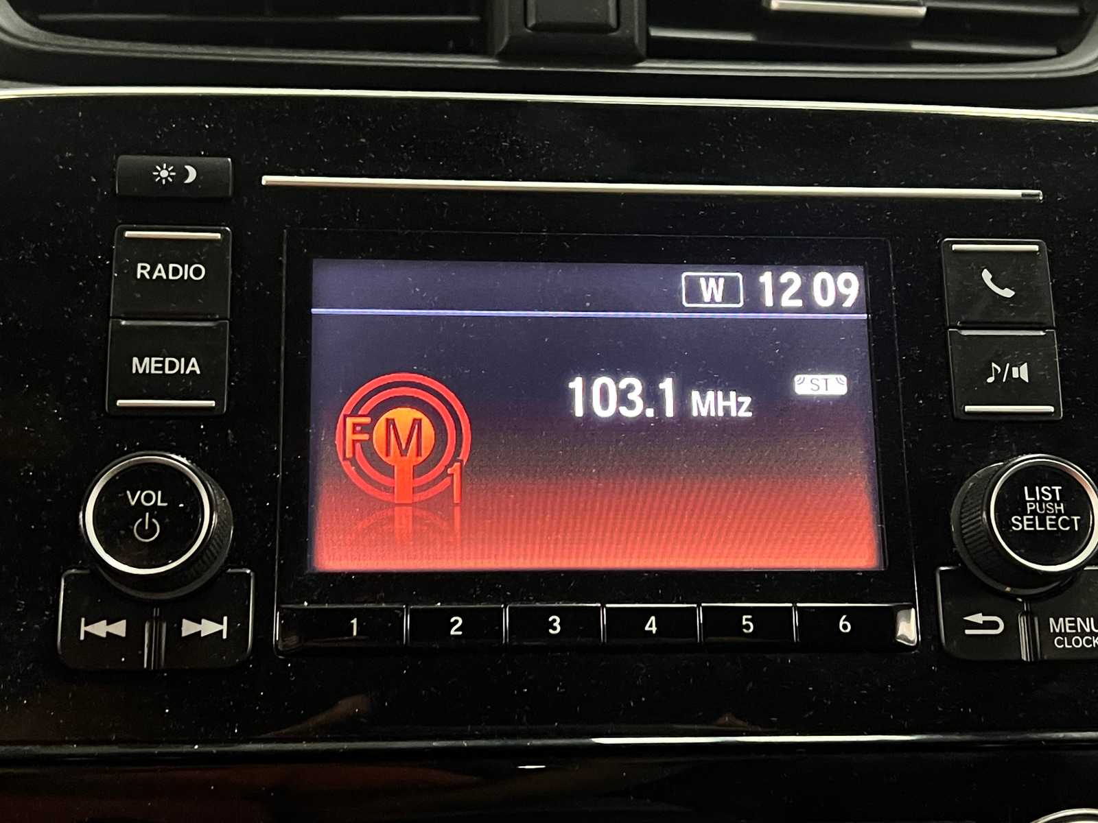 Thumbnail: 2019 Honda CR-V - 4