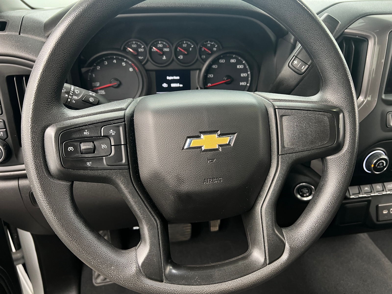 Thumbnail: 2023 Chevrolet Silverado 1500 - 5