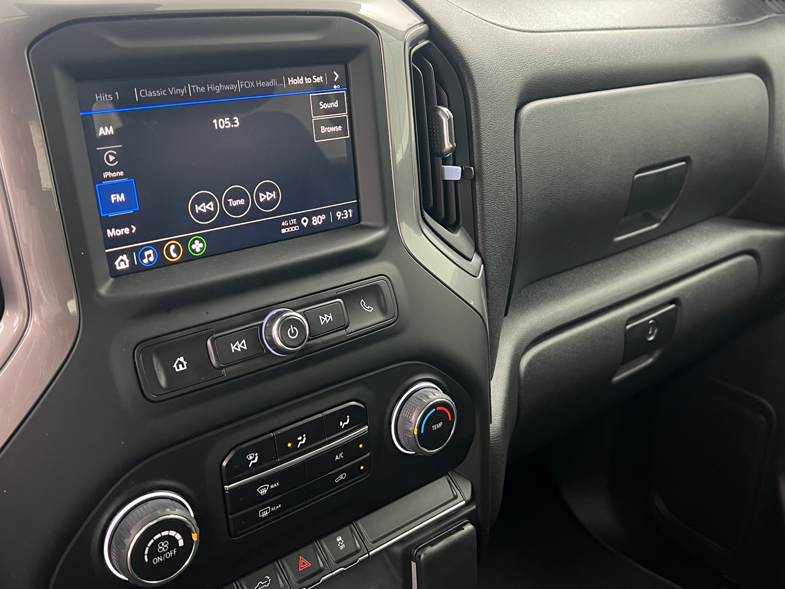 Thumbnail: 2023 Chevrolet Silverado 1500 - 4