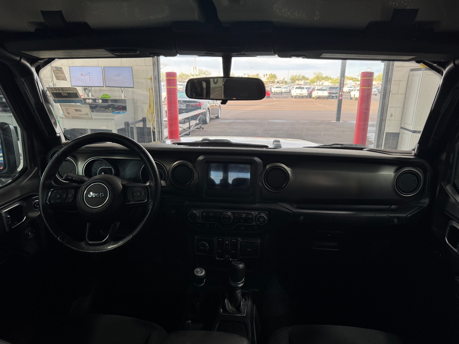 Thumbnail: 2020 Jeep Gladiator - 3