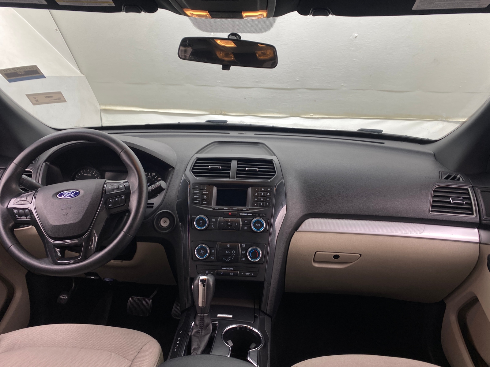Thumbnail: 2019 Ford Explorer - 3