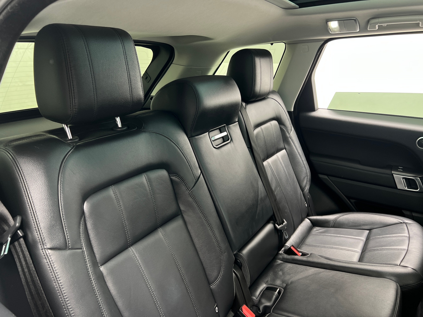 Thumbnail: 2018 Land Rover Range Rover Sport - 5