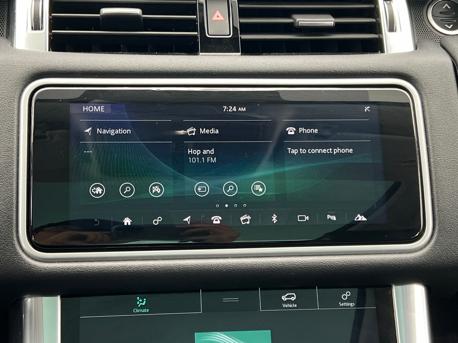 Thumbnail: 2018 Land Rover Range Rover Sport - 3