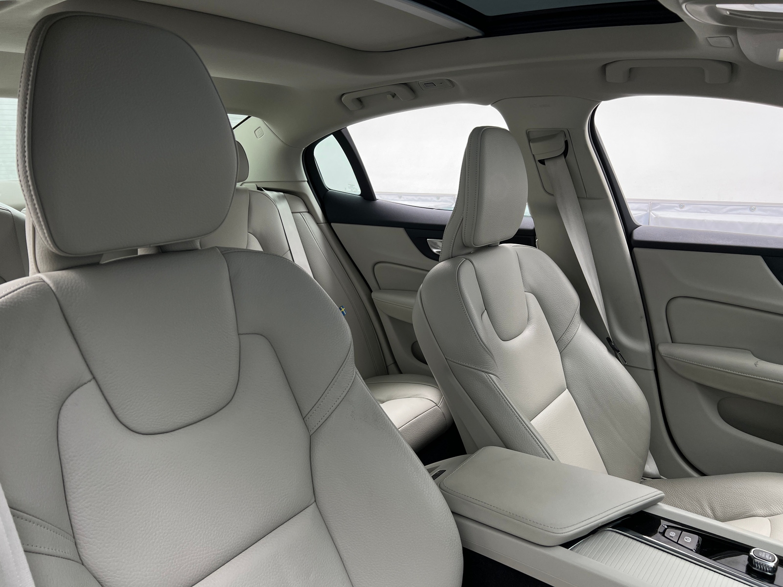 Thumbnail: 2024 Volvo S60 - 2