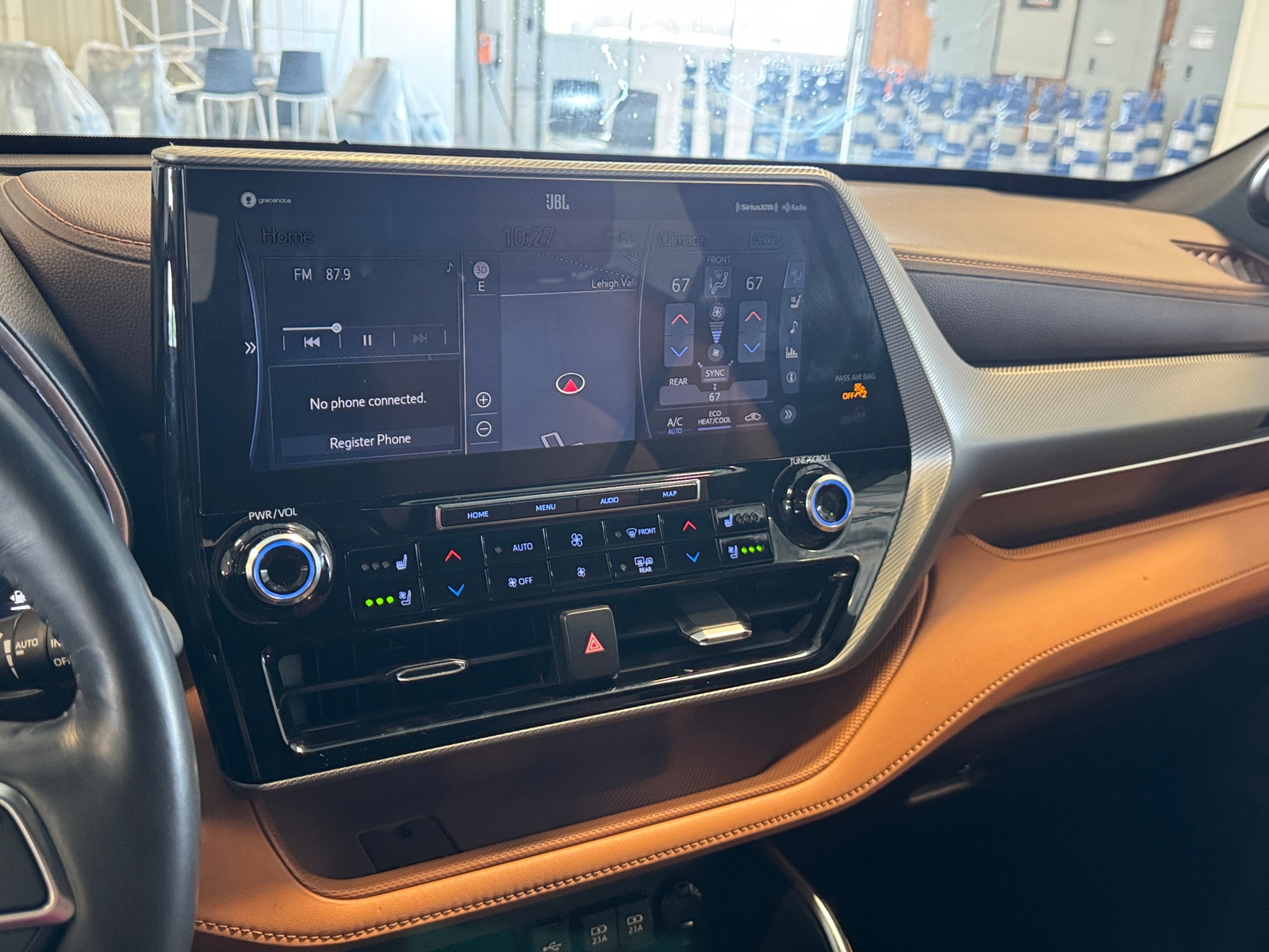 Thumbnail: 2021 Toyota Highlander - 3