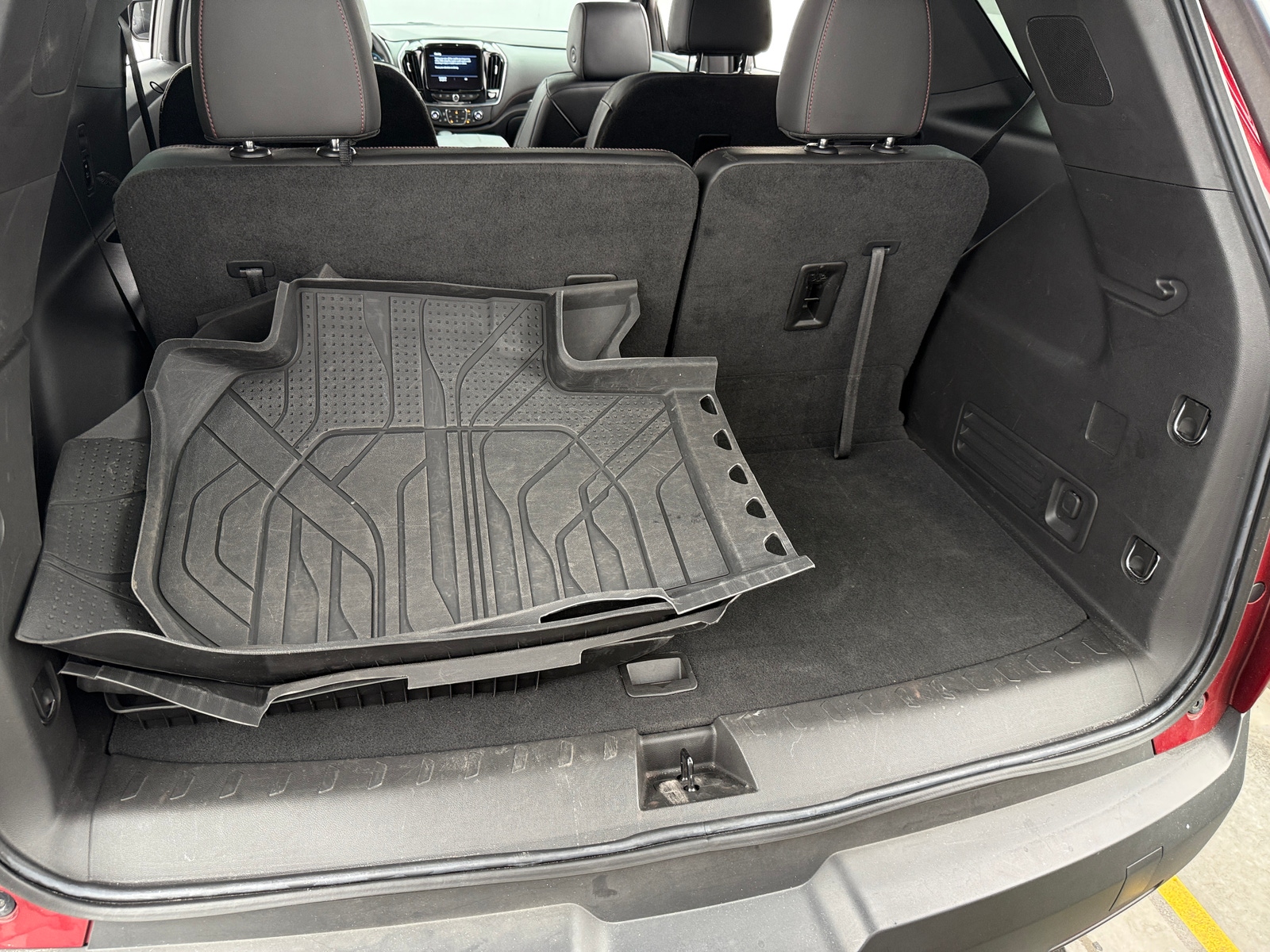 Thumbnail: 2023 Chevrolet Traverse - 6