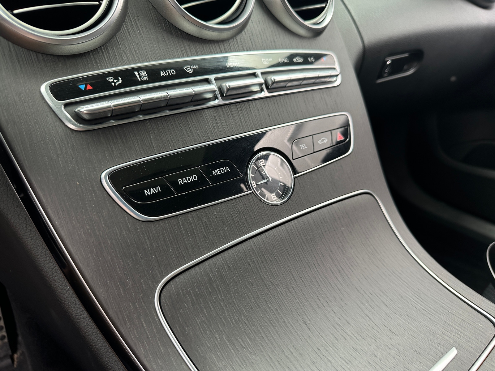 Thumbnail: 2020 Mercedes-Benz C-Class - 3