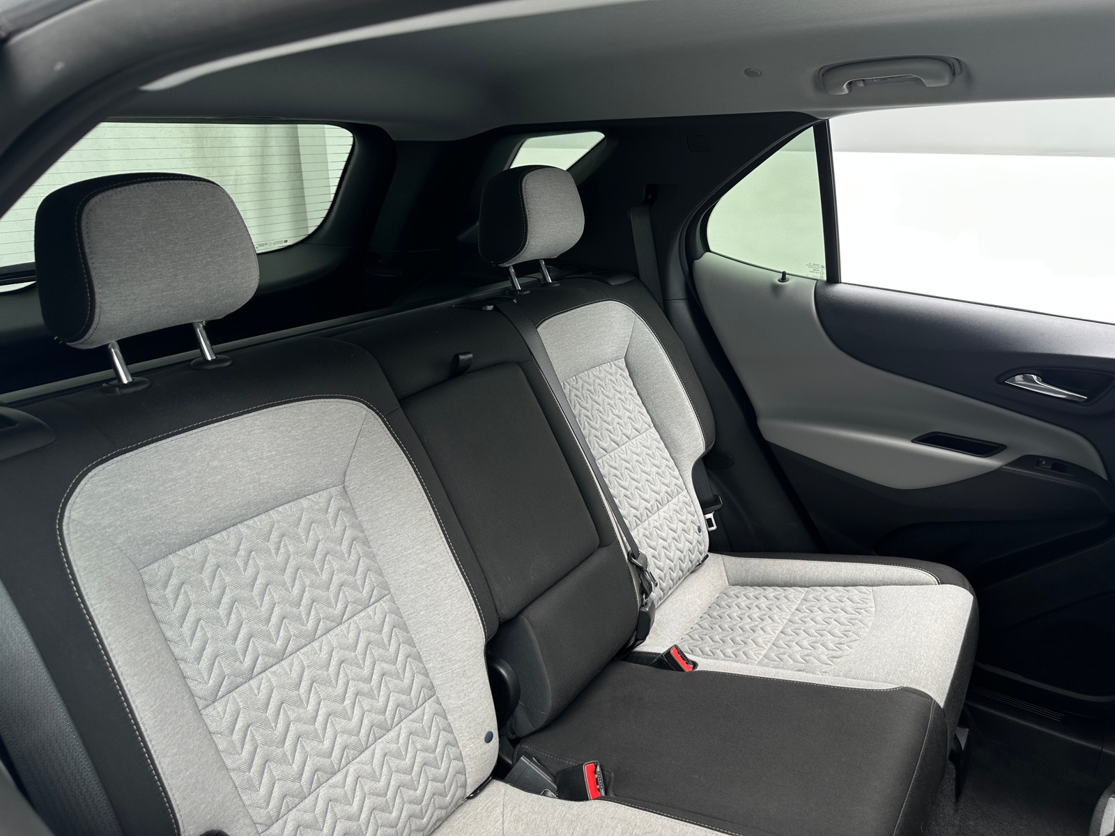 Thumbnail: 2023 Chevrolet Equinox - 6