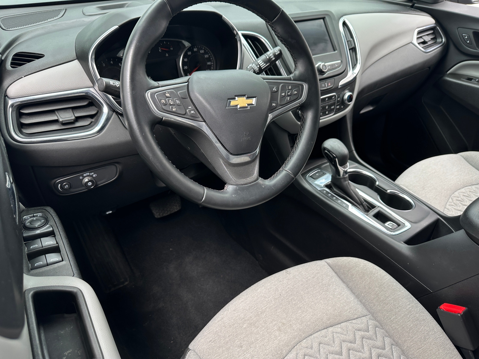 Thumbnail: 2023 Chevrolet Equinox - 3